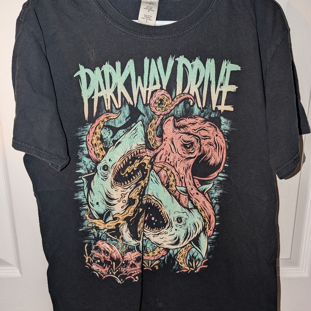 Parkway Drive Large Shirt - Sharktopus